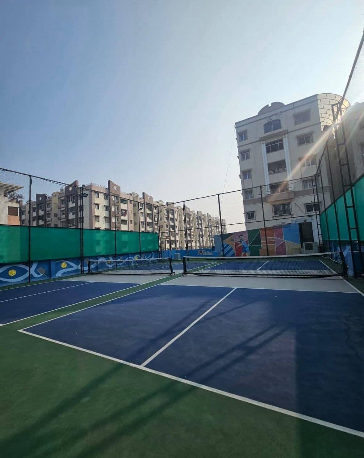 DINKRR court wide angle